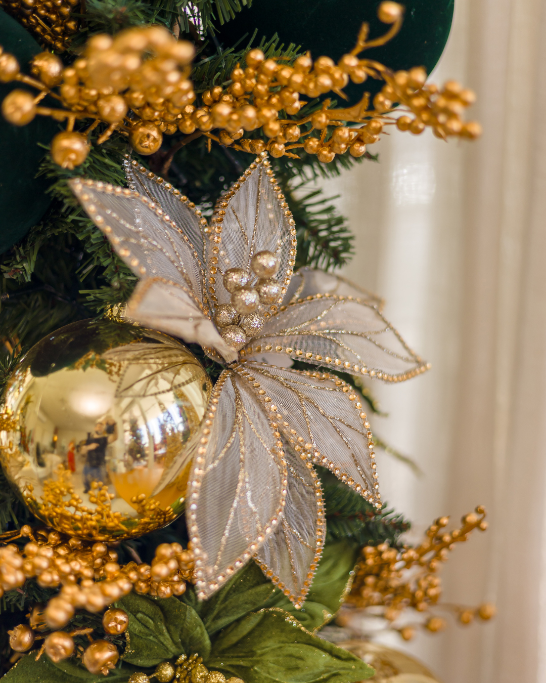 Árvore de Natal Golden Emerald - 1,8m