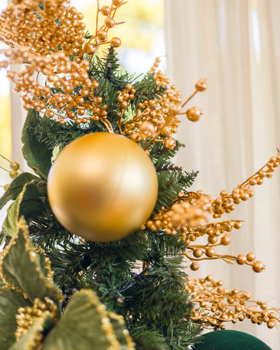 Árvore de Natal Golden Emerald - 1,8m