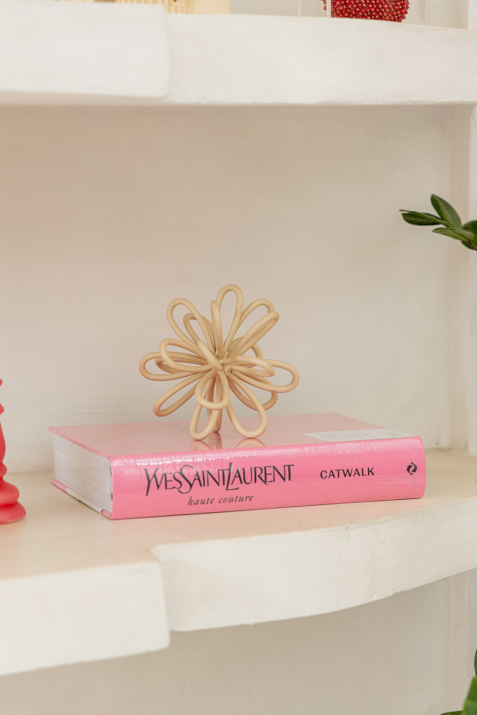 Livro Yves Saint Laurent - Catwalk