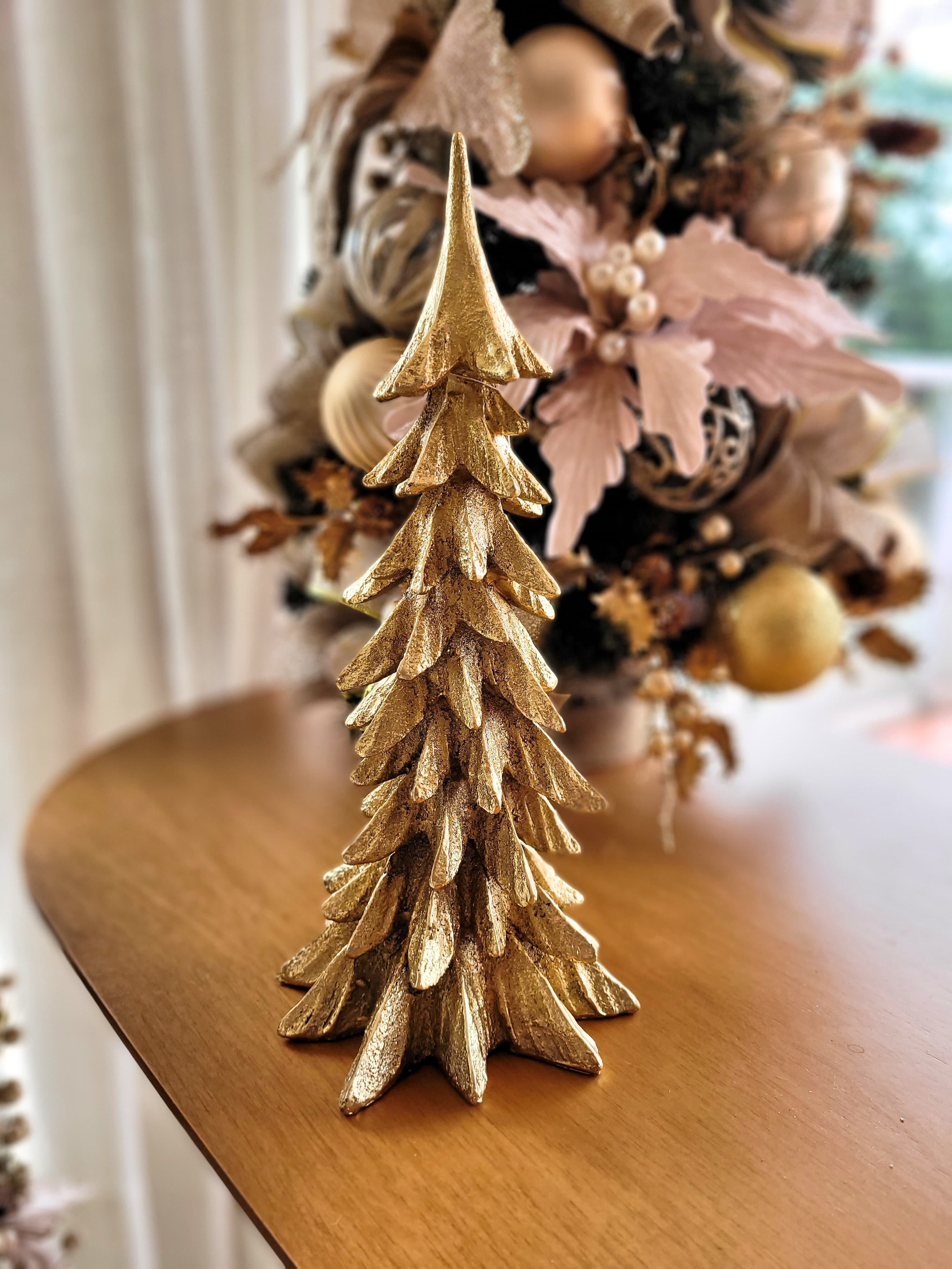 Árvore Natalina Resplandecer Dourado em Resina - 36x16 cm